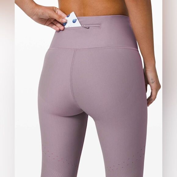 Lululemon 2020 zoned in tight 27” in lunar rock Sz 2 - Picture 4 of 9